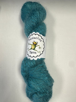 Freckled Frog Yarns - Cloud