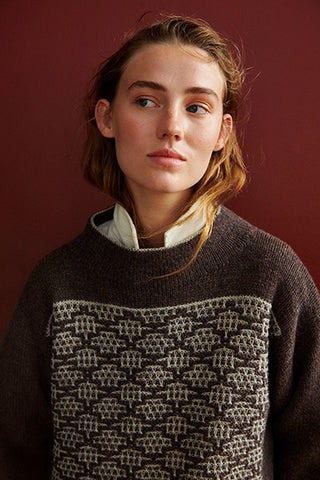 Isager: A Knitting Life 2 – Out into the World