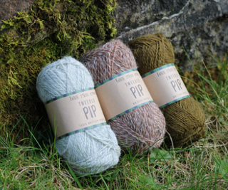 Baa Ram Ewe - Tweedle Pip