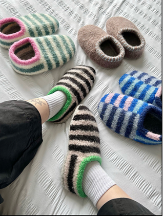 Knit by the Holidays- Sailor Slippers Project Class 10/17