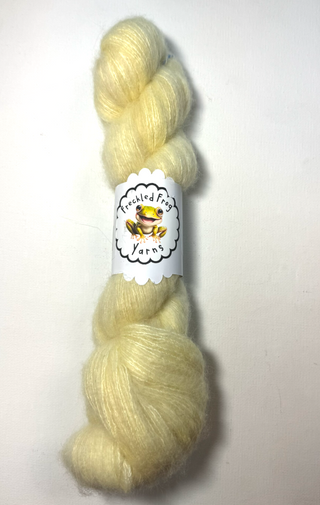 Freckled Frog Yarns - Fluff