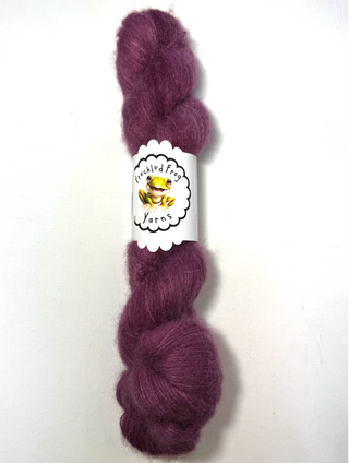 Freckled Frog Yarns - Fluff