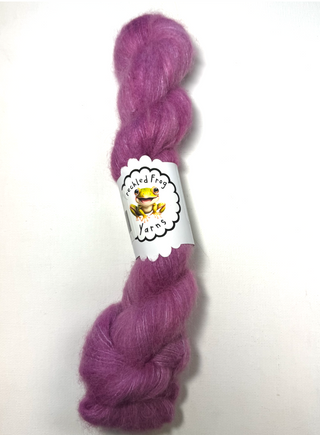Freckled Frog Yarns - Fluff