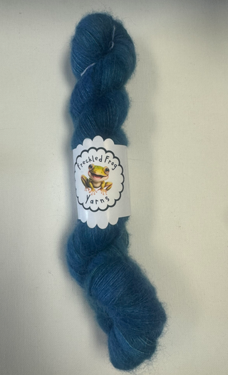Freckled Frog Yarns - Fluff