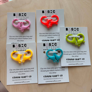 Comma Craft Co - Stitch Marker Claw Clip Holder Keychain